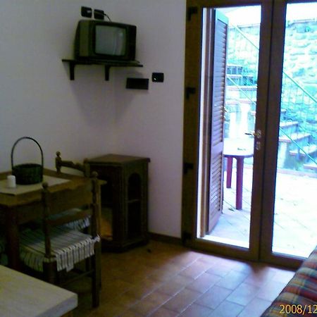 פסיניאנו סול טרסימנו Casa Vacanze Del Pescatore מראה חיצוני תמונה